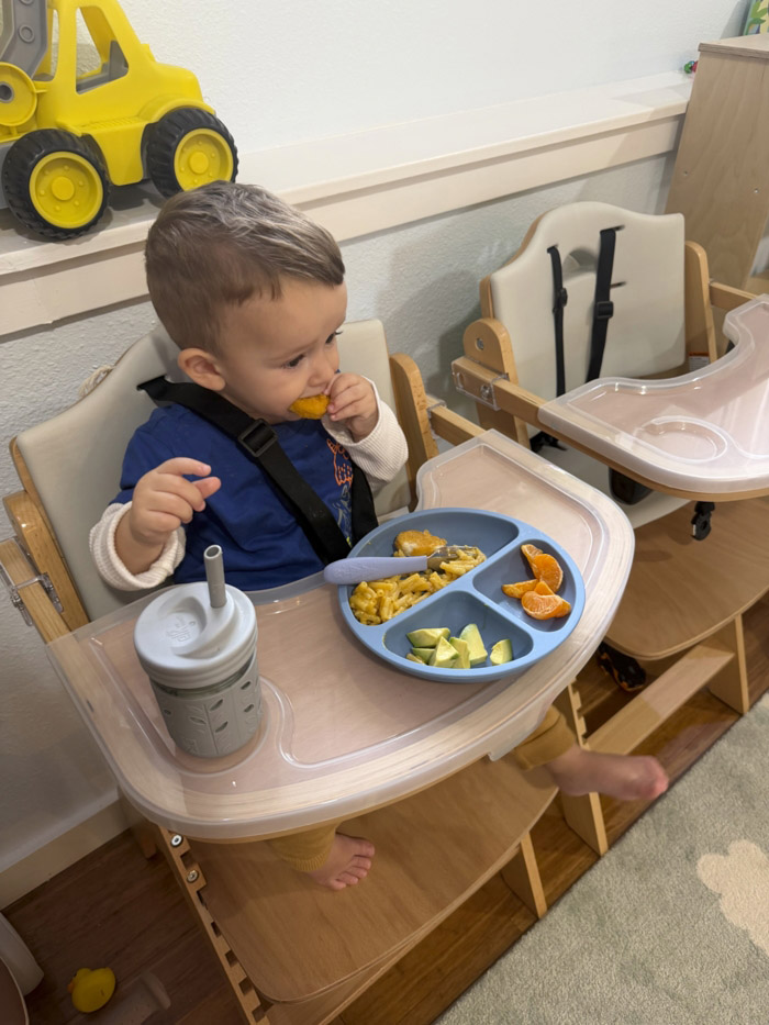 Teaching independent eating at daycare